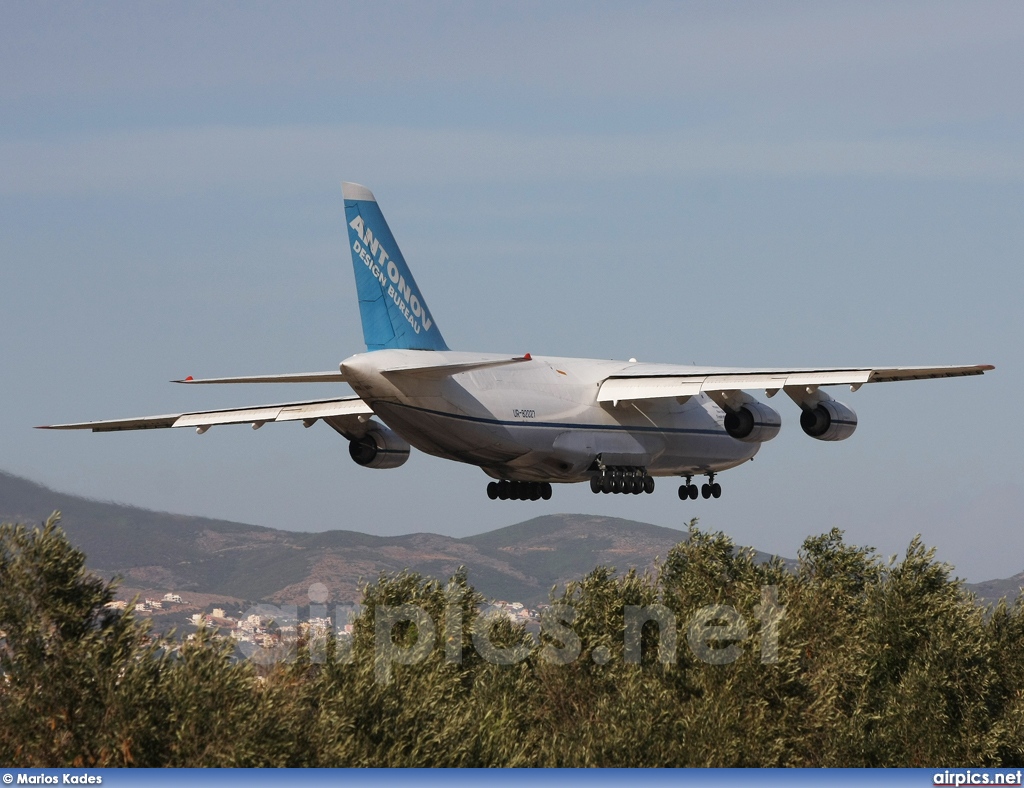 UR-82027, Antonov An-124-100 Ruslan, Antonov