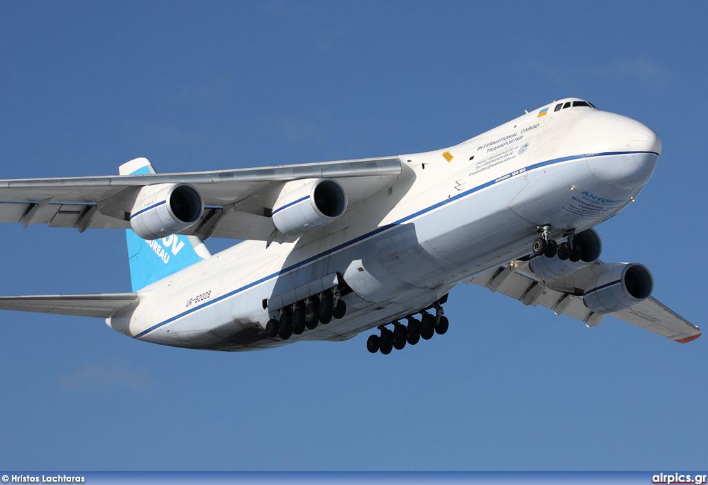 UR-82029, Antonov An-124-100 Ruslan, Antonov