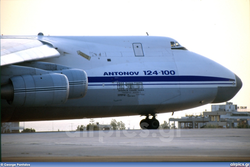 UR-82029, Antonov An-124-100 Ruslan, Antonov