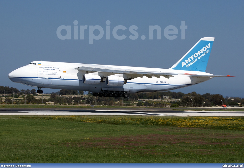 UR-82029, Antonov An-124-100 Ruslan, Antonov