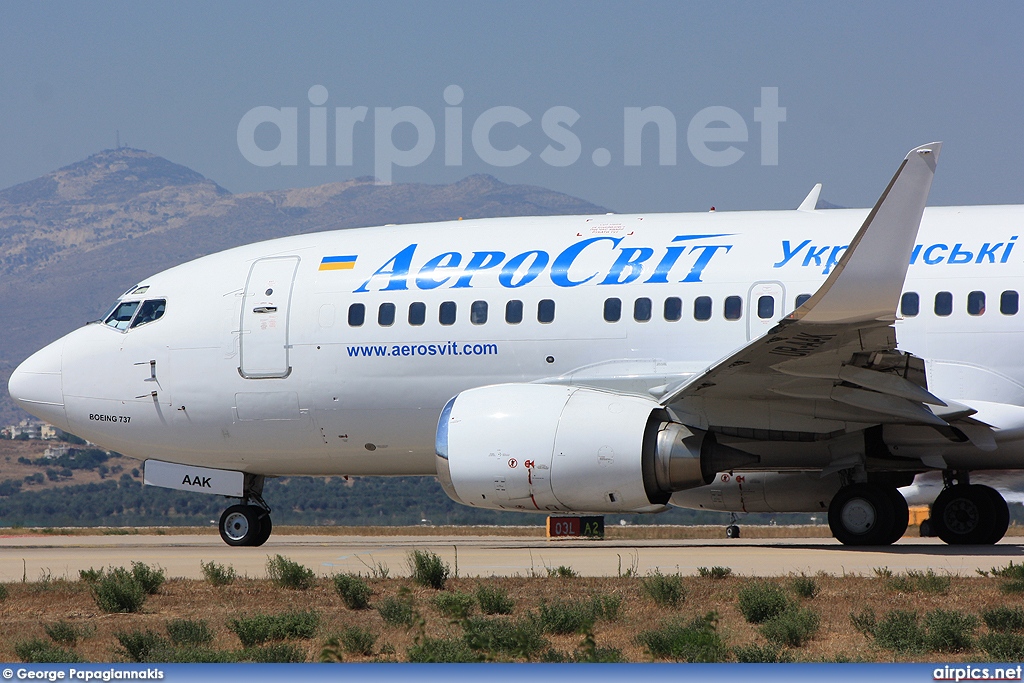 UR-AAK, Boeing 737-500, Aerosvit Airlines