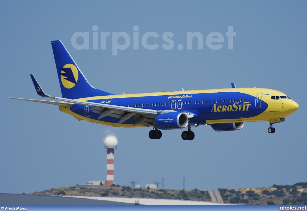 UR-AAN, Boeing 737-800, Aerosvit Airlines