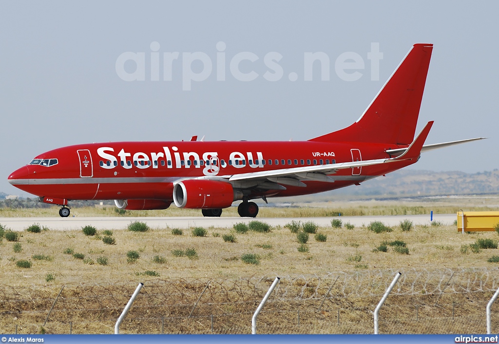 UR-AAQ, Boeing 737-700, Aerosvit Airlines