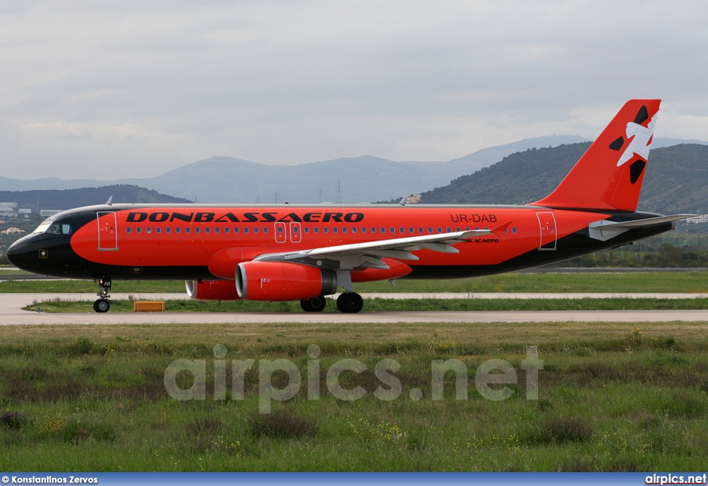 UR-DAB, Airbus A320-200, Donbassaero