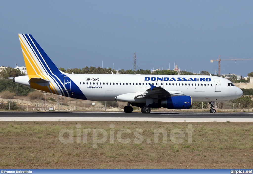 UR-DAC, Airbus A320-200, Donbassaero