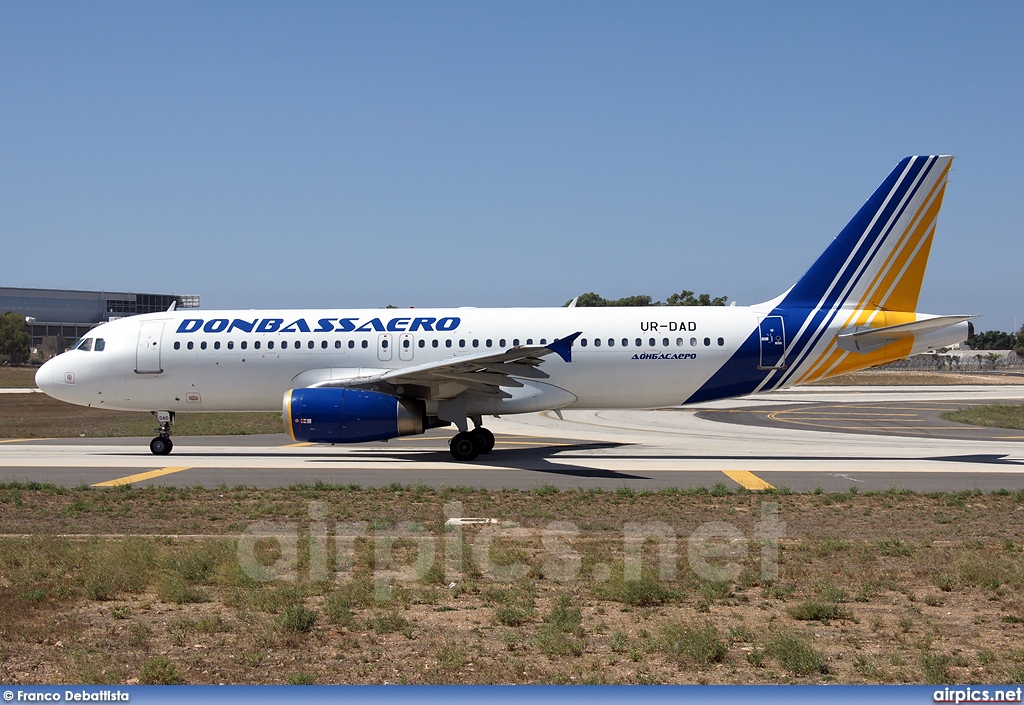 UR-DAD, Airbus A320-200, Donbassaero