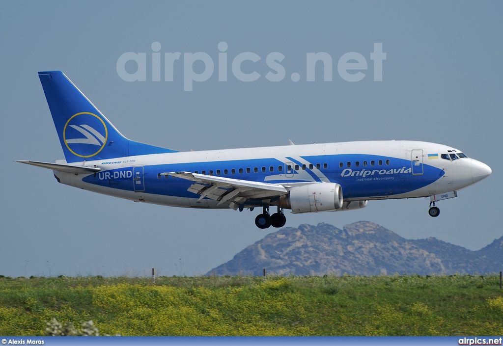 UR-DND, Boeing 737-500, Dniproavia