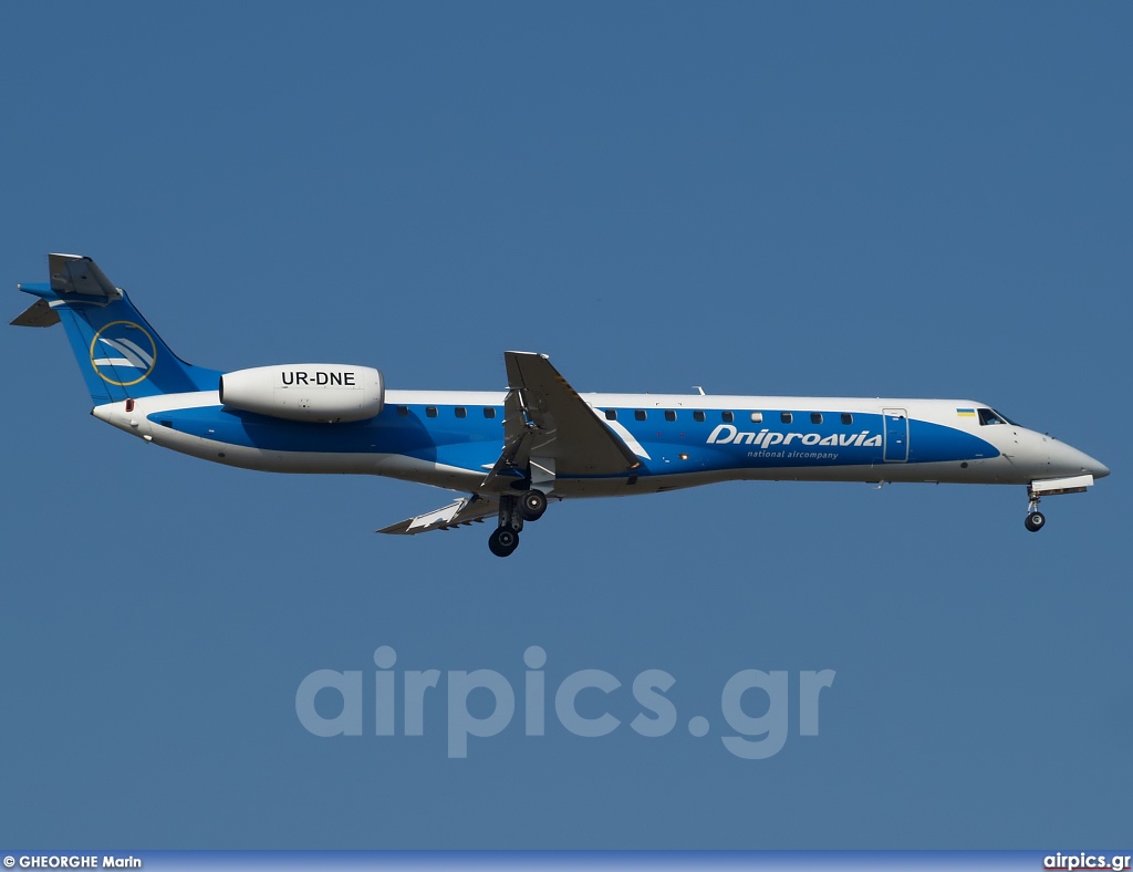 UR-DNE, Embraer ERJ-145EU, Dniproavia