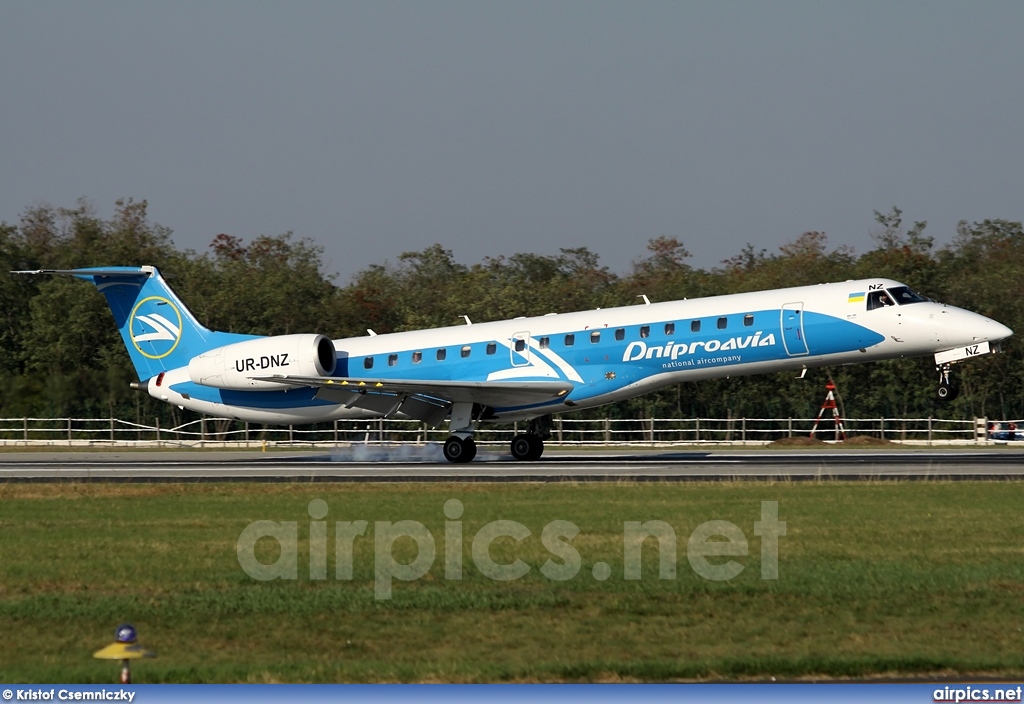 UR-DNZ, Embraer ERJ-145LR, Dniproavia