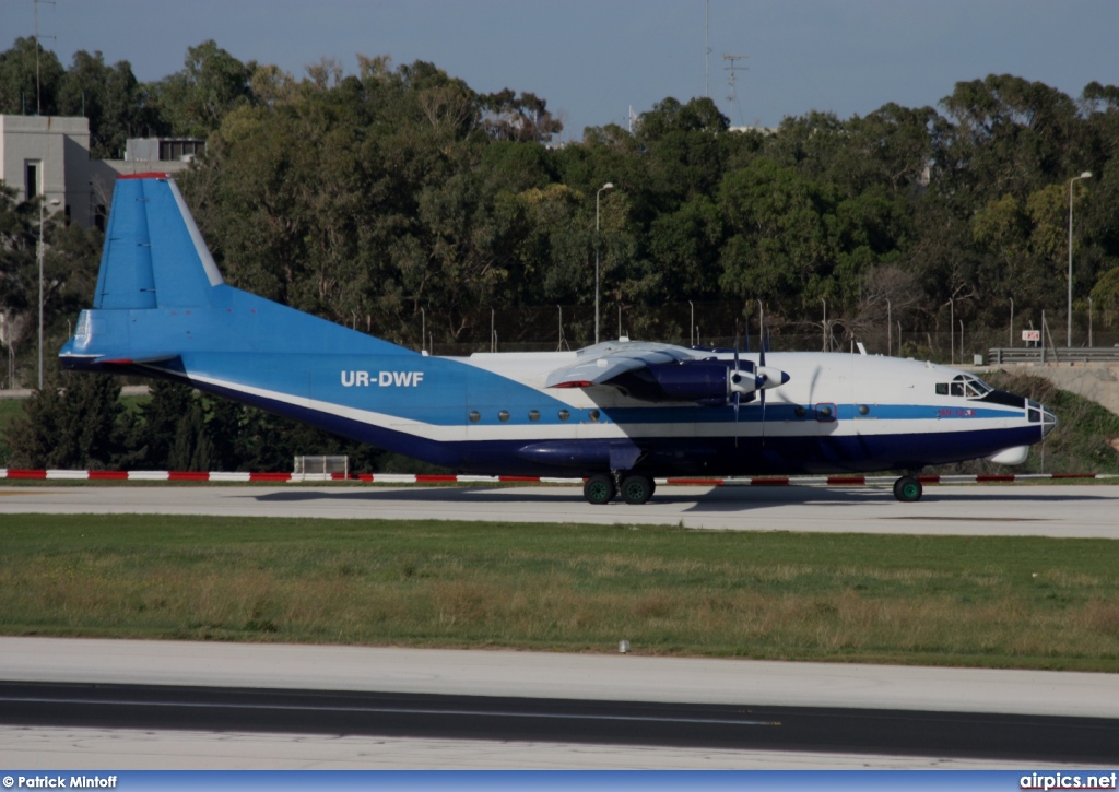 UR-DWF, Antonov An-12-BK, Meridian Limited