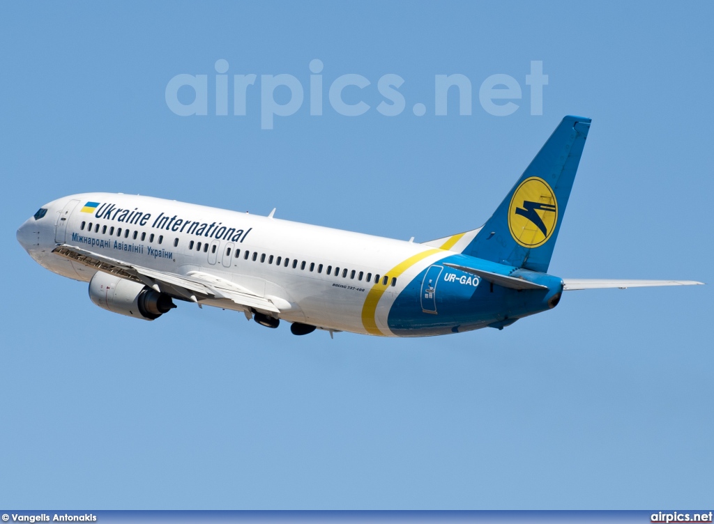 UR-GAO, Boeing 737-400, Ukraine International Airlines