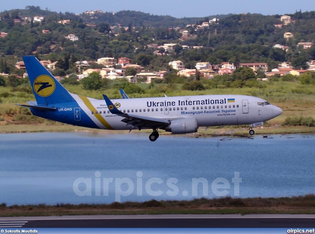 UR-GAQ, Boeing 737-300, Ukraine International Airlines