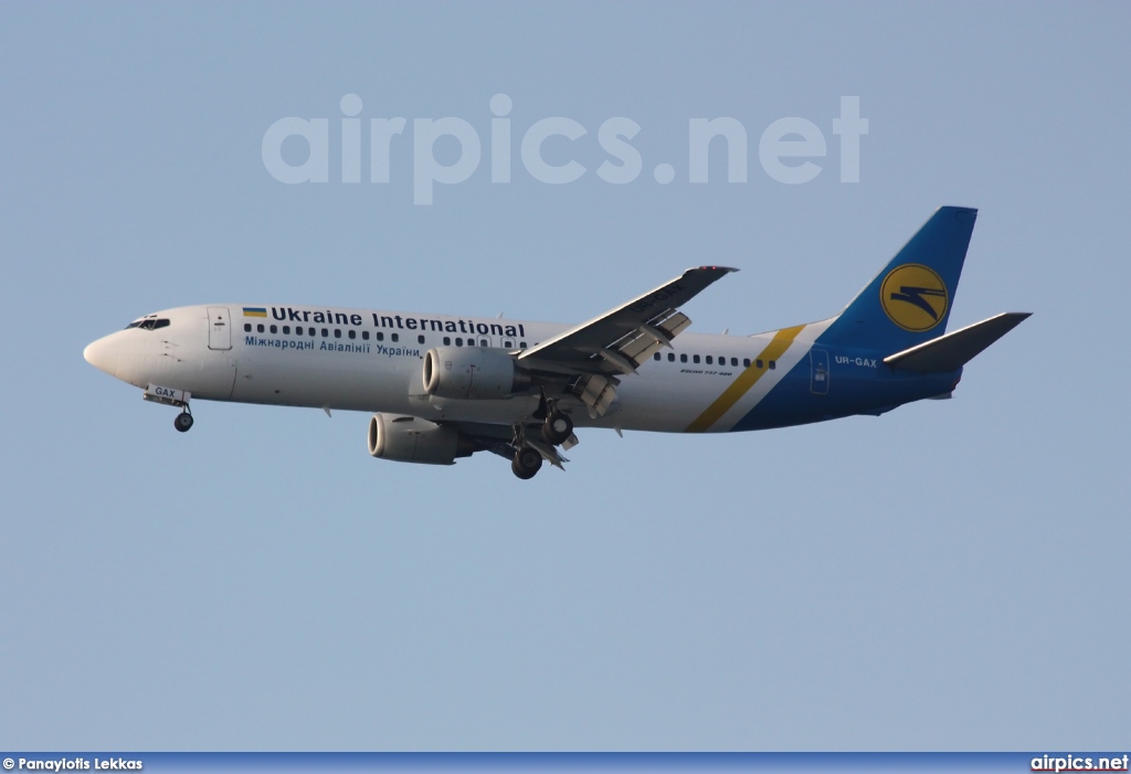 UR-GAX, Boeing 737-400, Ukraine International Airlines