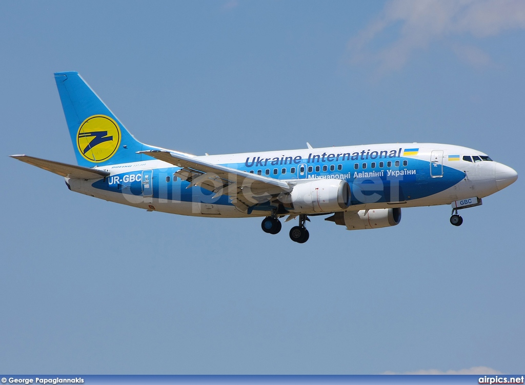 UR-GBC, Boeing 737-500, Ukraine International Airlines