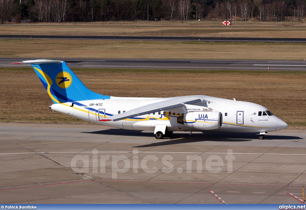 UR-NTC, Antonov An-148-100B, Ukraine International Airlines