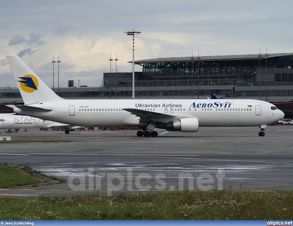 UR-VVF, Boeing 767-300ER, Aerosvit Airlines