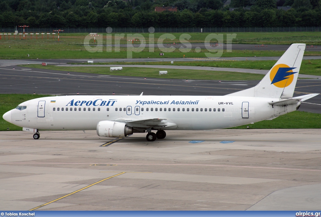 UR-VVL, Boeing 737-400, Aerosvit Airlines