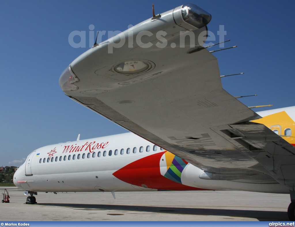 UR-WRE, McDonnell Douglas MD-82, Wind Rose Aviation