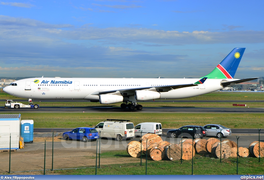 V5-NME, Airbus A340-300, Air Namibia