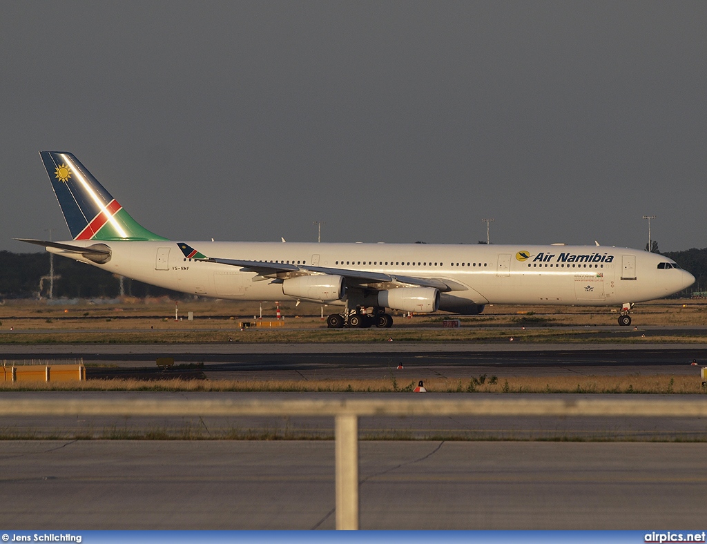 V5-NMF, Airbus A340-300, Air Namibia