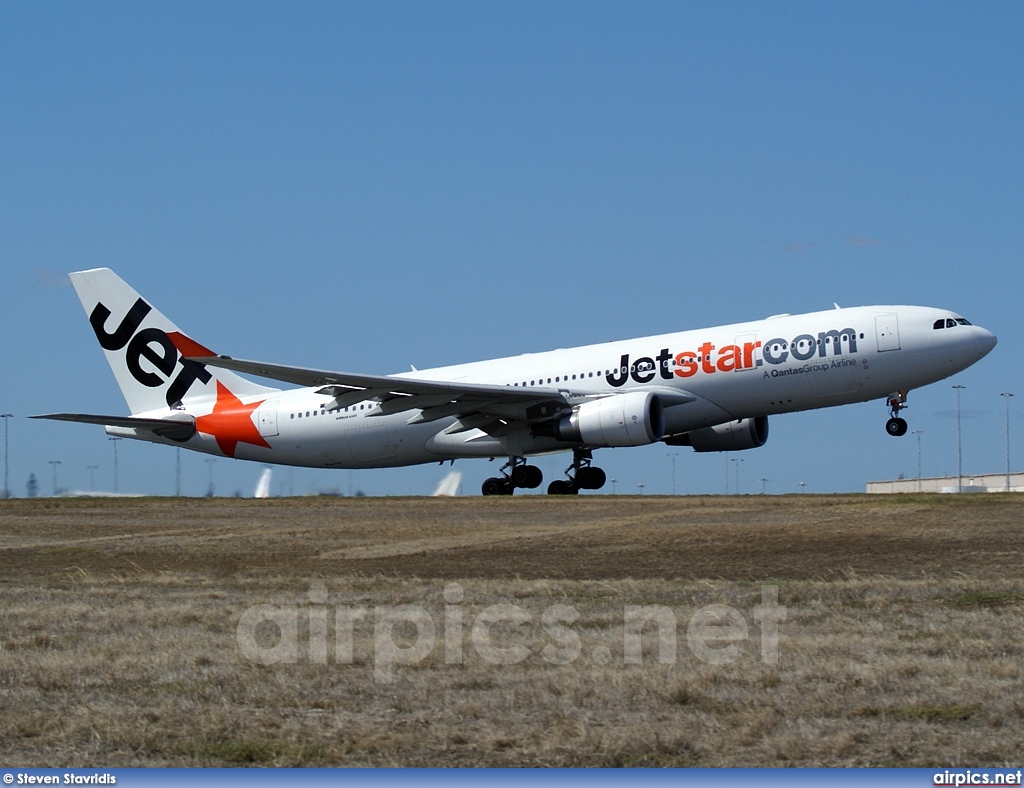 VH-EBC, Airbus A330-200, Jetstar Airways