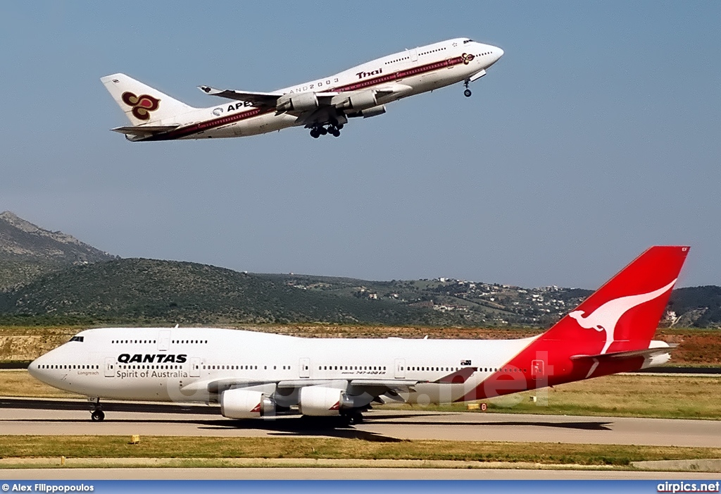 VH-OEF, Boeing 747-400ER, Qantas