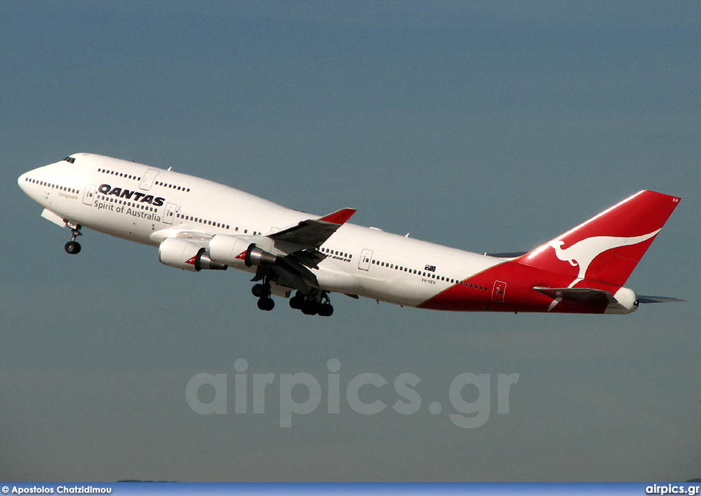 VH-OEH, Boeing 747-400ER, Qantas