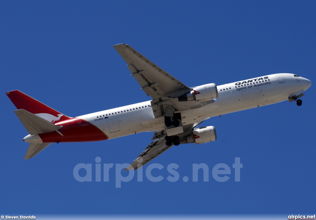 VH-OGO, Boeing 767-300ER, Qantas