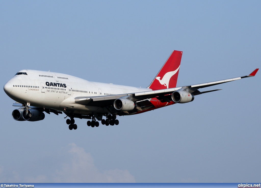 VH-OJA, Boeing 747-400, Qantas