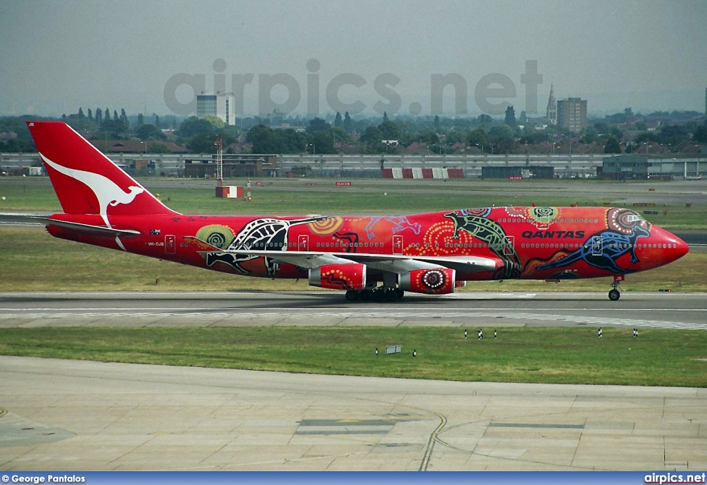 VH-OJB, Boeing 747-400, Qantas