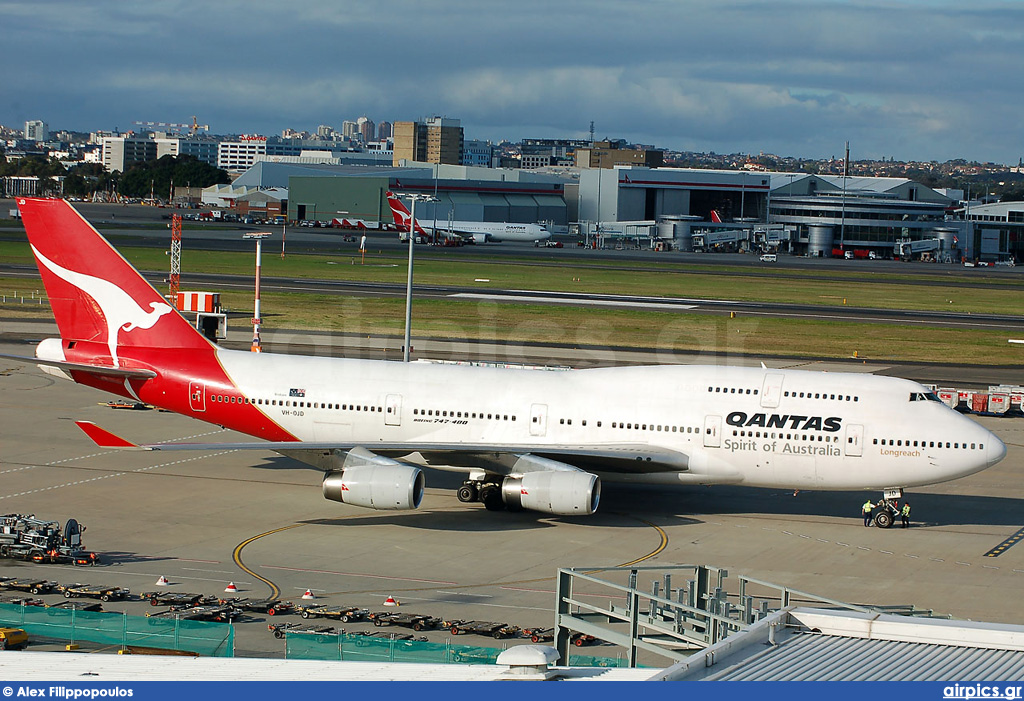 VH-OJD, Boeing 747-400, Qantas