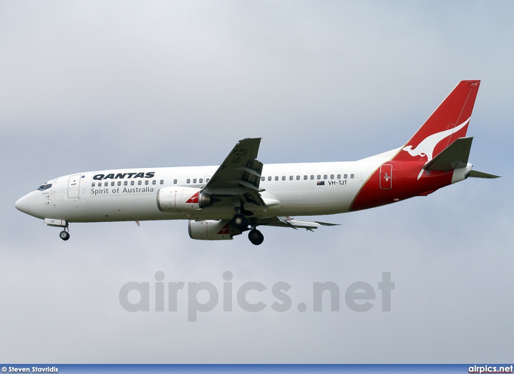 VH-TJT, Boeing 737-400, Qantas