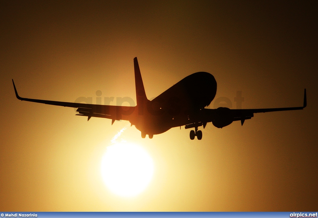 VH-VYL, Boeing 737-800, Qantas