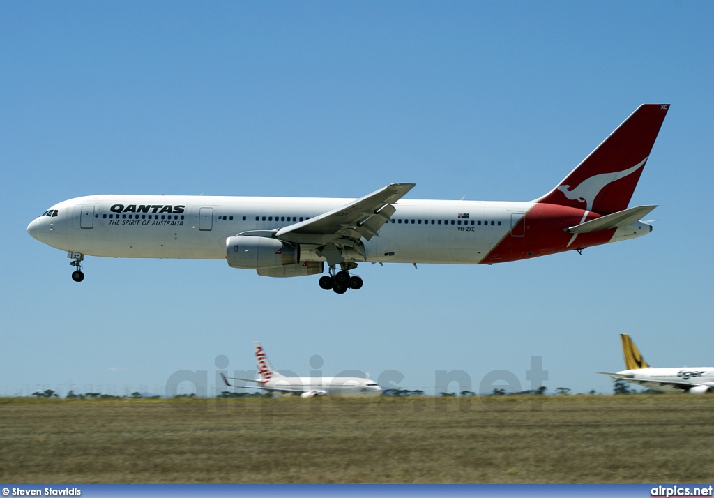 VH-ZXE, Boeing 767-300ER, Qantas