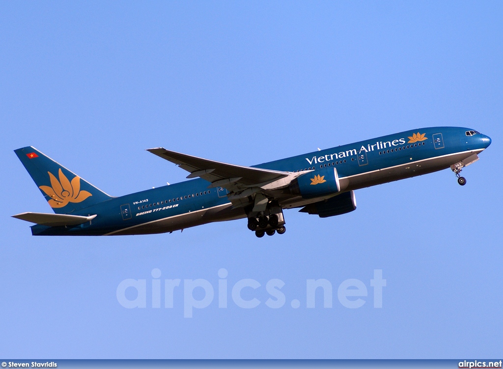 VN-A143, Boeing 777-200ER, Vietnam Airlines