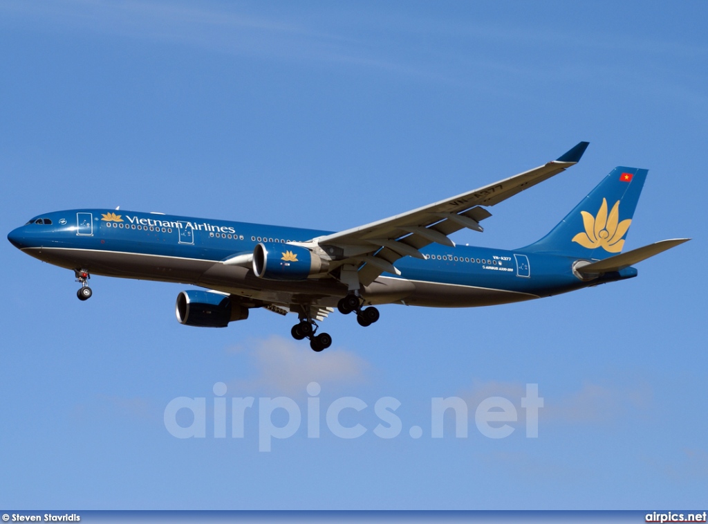 VN-A377, Airbus A330-200, Vietnam Airlines