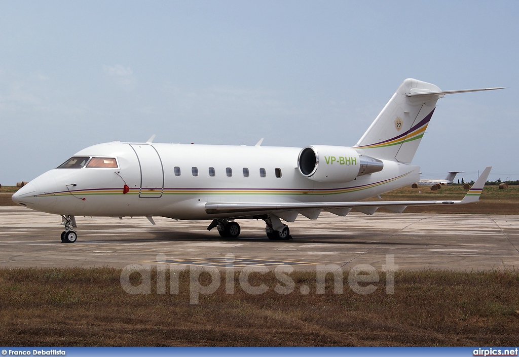 VP-BHH, Bombardier Challenger 600-CL-604, Private