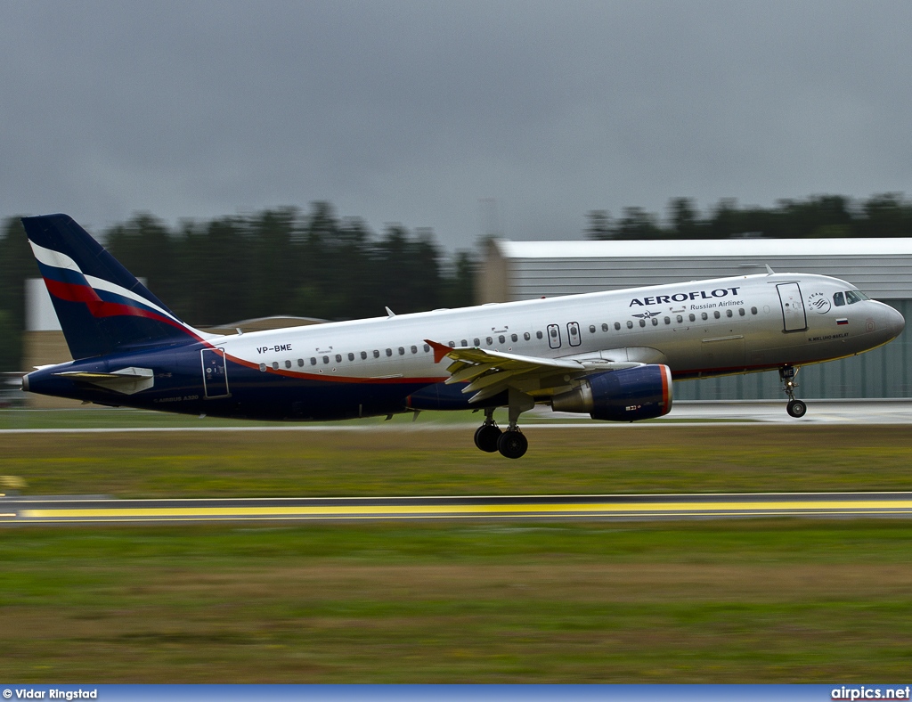 VP-BME, Airbus A320-200, Aeroflot