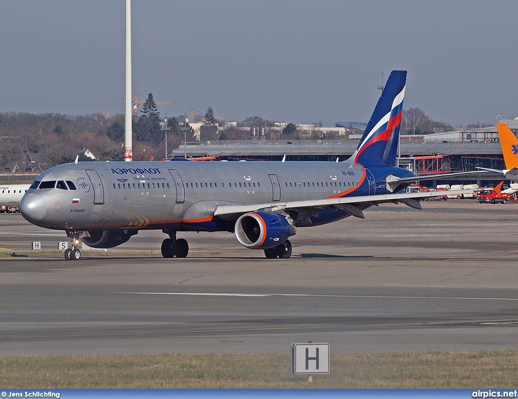 VP-BQS, Airbus A321-200, Aeroflot