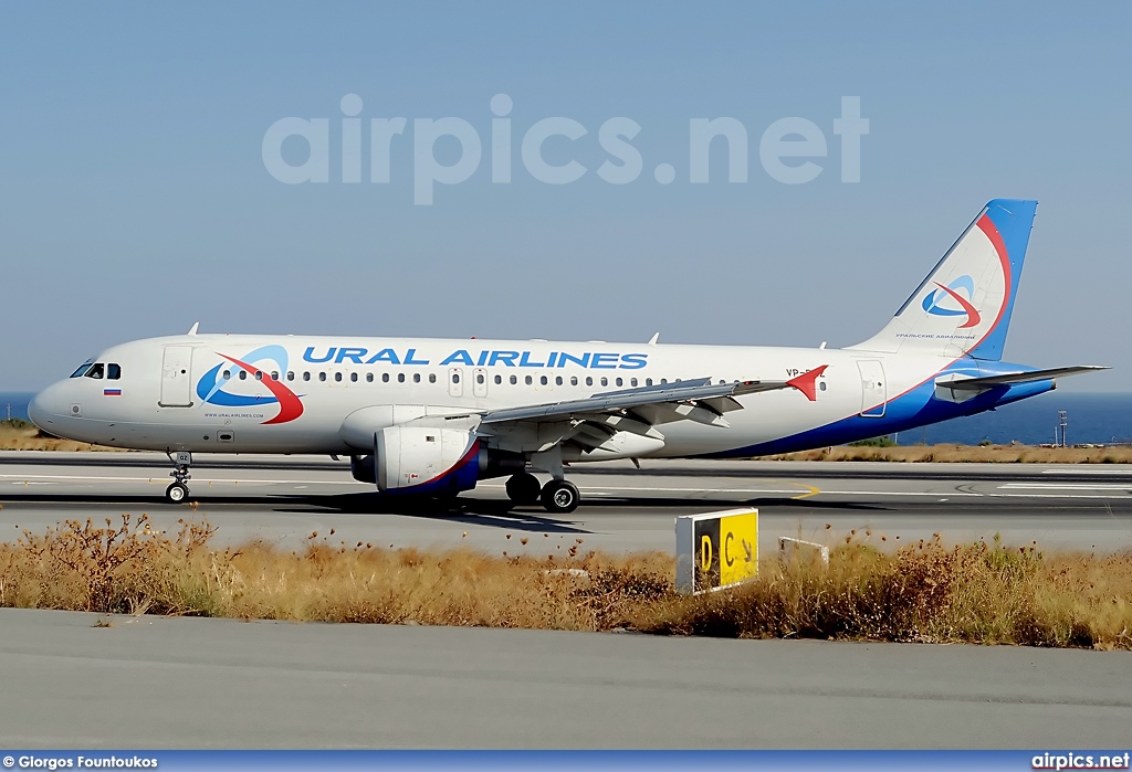 VP-BQZ, Airbus A320-200, Ural Airlines