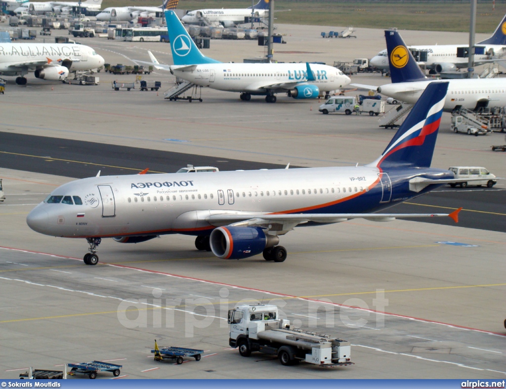 VP-BRZ, Airbus A320-200, Aeroflot