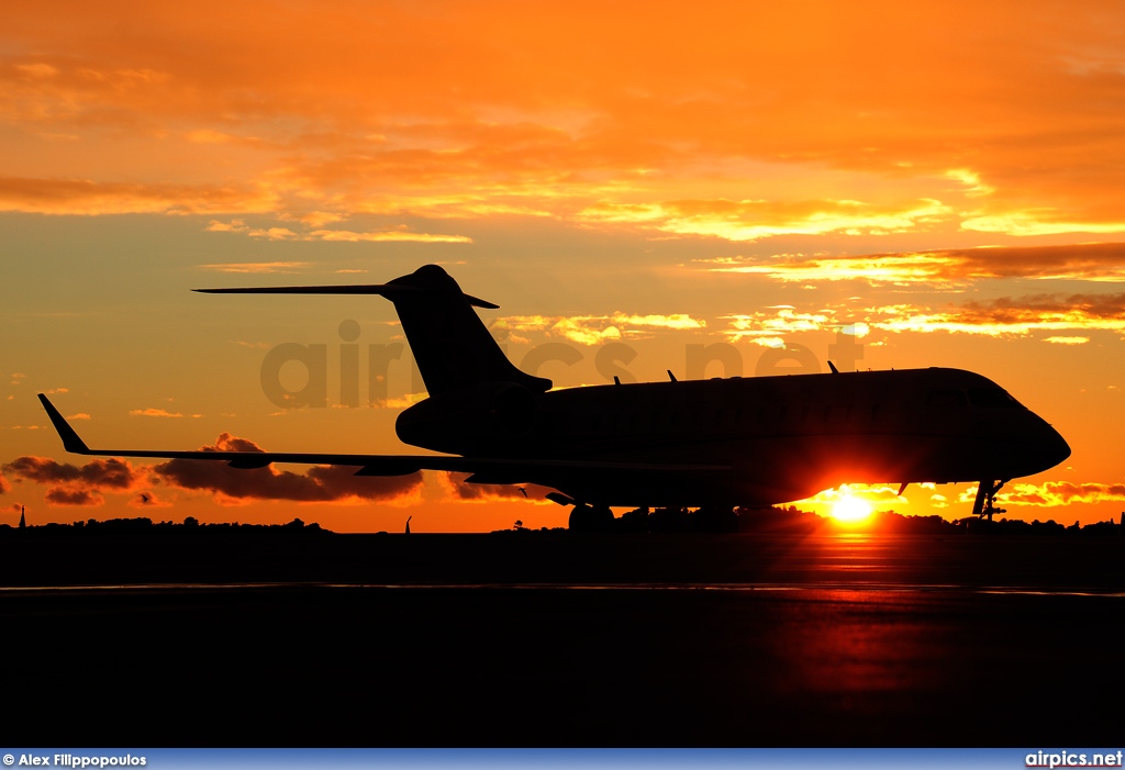 VP-BSK, Bombardier Global 5000, Private