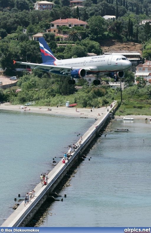 VP-BUN, Airbus A319-100, Aeroflot