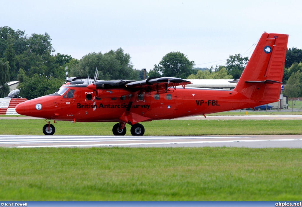 VP-FBL, De Havilland Canada DHC-6-300 Twin Otter, Private