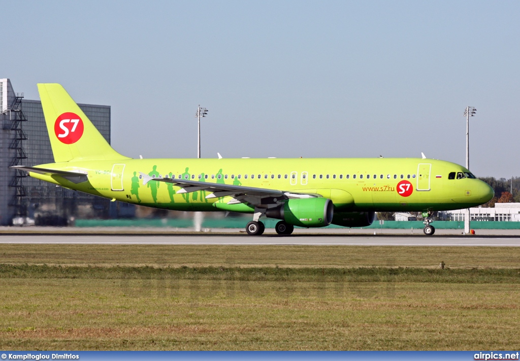 VQ-BCI, Airbus A320-200, S7 Siberia Airlines