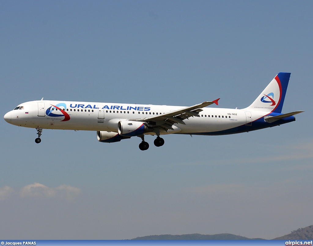 VQ-BOZ, Airbus A321-200, Ural Airlines