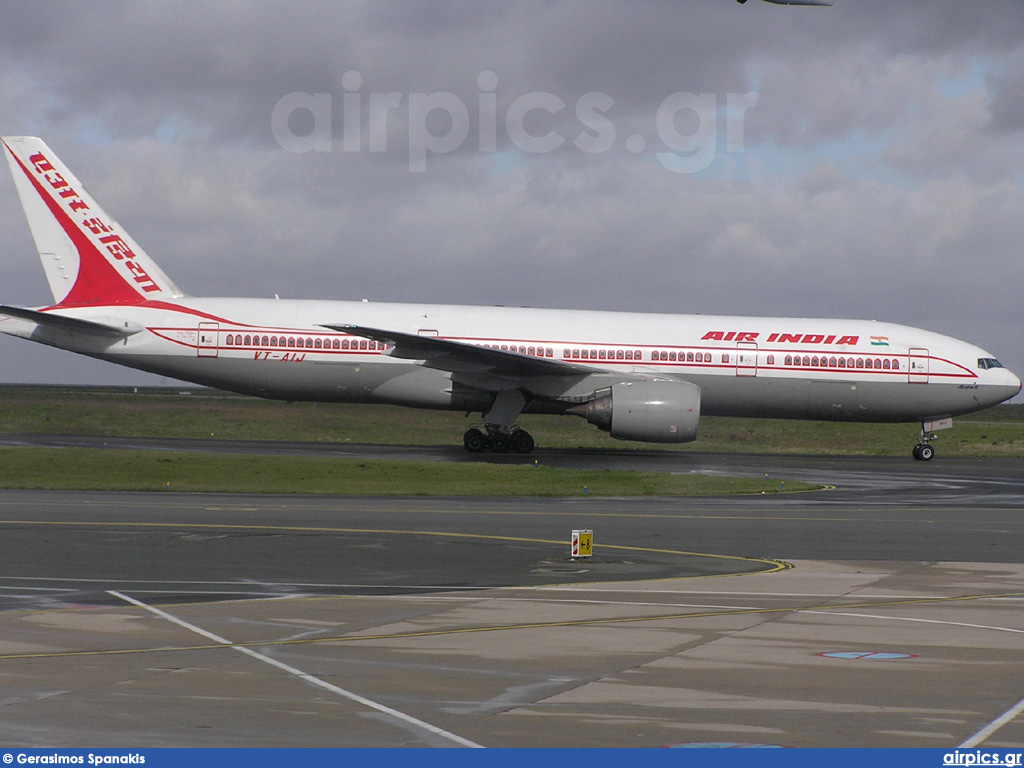 VT-AIJ, Boeing 777-200ER, Air India