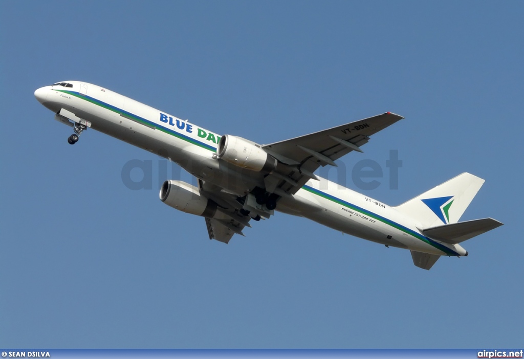 VT-BDN, Boeing 757-200SF, Blue Dart
