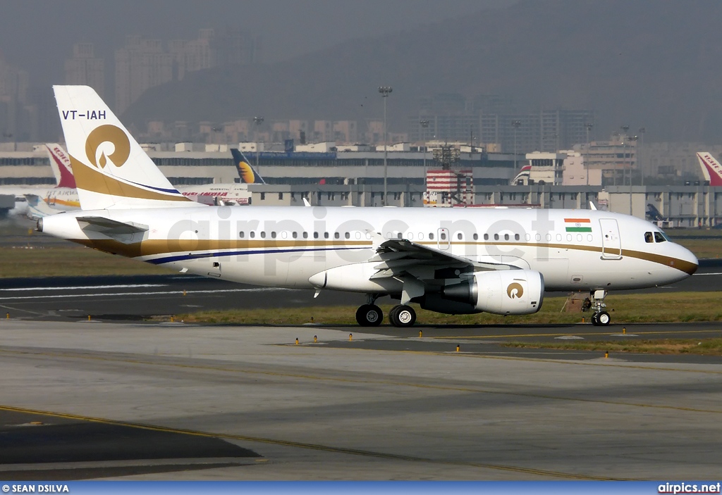 VT-IAH, Airbus A319-100CJ, Reliance Industries