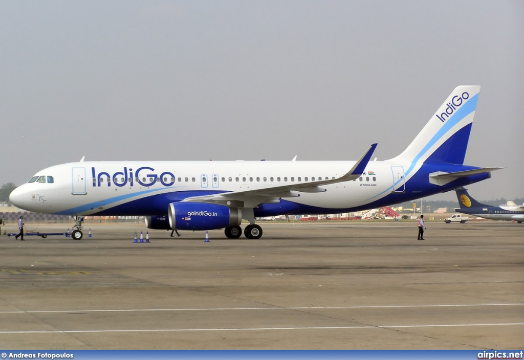 VT-IFH, Airbus A320-200, IndiGo